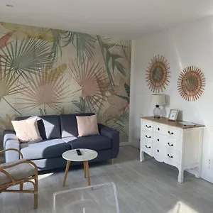 418 , Saint-Raphaël France