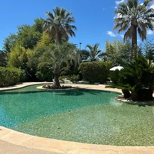 Domaine De Respelido , Carros France